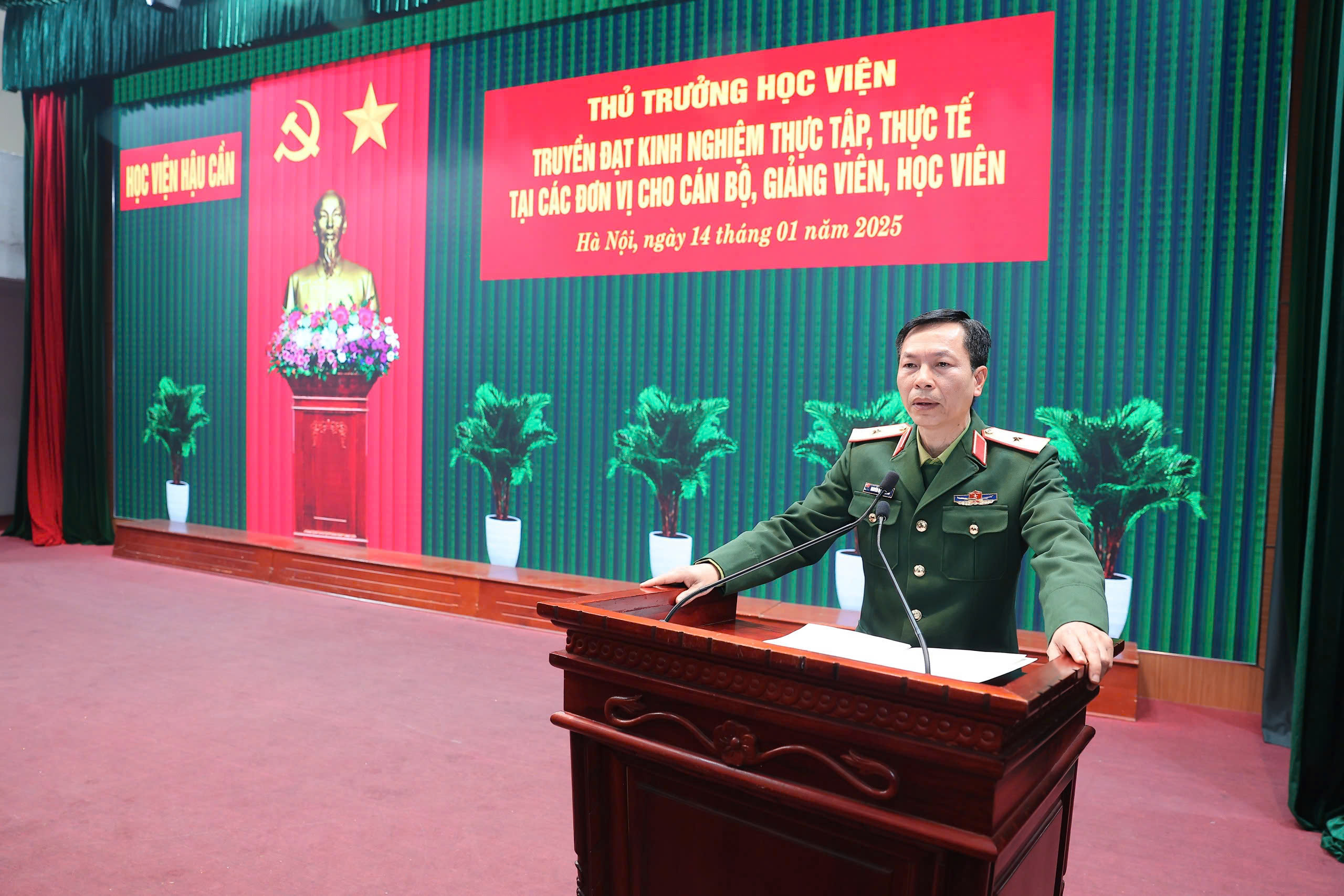 TRUYỀN THỤ KIẾN THỨC, KINH NGHIỆM THỰC TIỄN CHO CÁN BỘ, GIẢNG VIÊN, HỌC VIÊN TRƯỚC KHI ĐI THỰC TẬP, THỰC TẾ