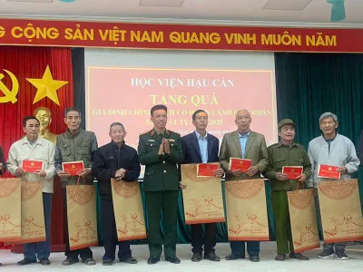 HỌC VIỆN HẬU CẦN THĂM, CHÚC TẾT MỘT SỐ NHÀ TRƯỜNG, ĐỊA PHƯƠNG