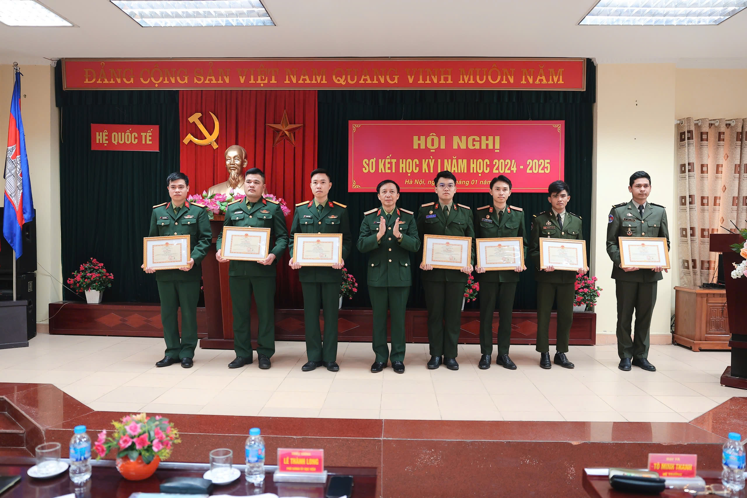 HỌC VIỆN HẬU CẦN - NHIỀU CƠ QUAN, ĐƠN VỊ TỔ CHỨC HỘI NGHỊ SƠ KẾT HỌC KỲ I NĂM HỌC 2024 - 2025