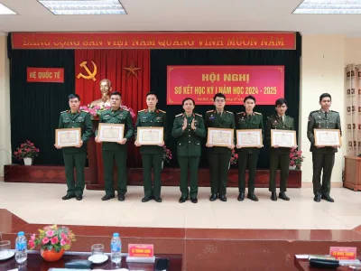 HỌC VIỆN HẬU CẦN - NHIỀU CƠ QUAN, ĐƠN VỊ TỔ CHỨC HỘI NGHỊ SƠ KẾT HỌC KỲ I NĂM HỌC 2024 - 2025