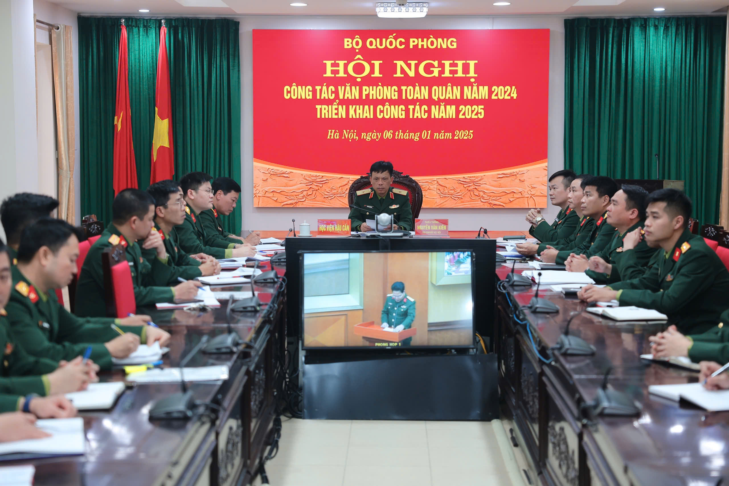 TIẾP TỤC ĐỔI MỚI, NÂNG CAO CHẤT LƯỢNG, HIỆU QUẢ HOẠT ĐỘNG CÔNG TÁC VĂN PHÒNG