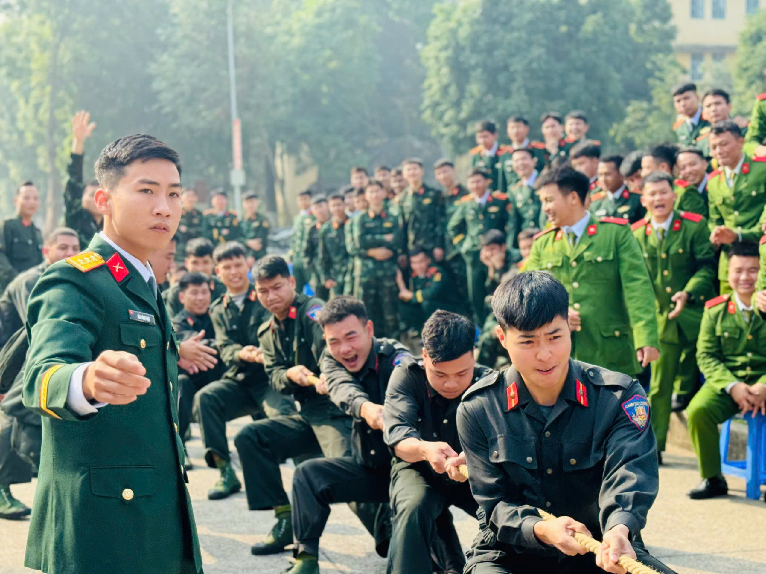 SÔI NỔI NHIỀU HOẠT ĐỘNG CỦA TUỔI TRẺ, ĐOÀN VIÊN THANH NIÊN HỌC VIỆN NGAY TỪ NGÀY ĐẦU NĂM MỚI