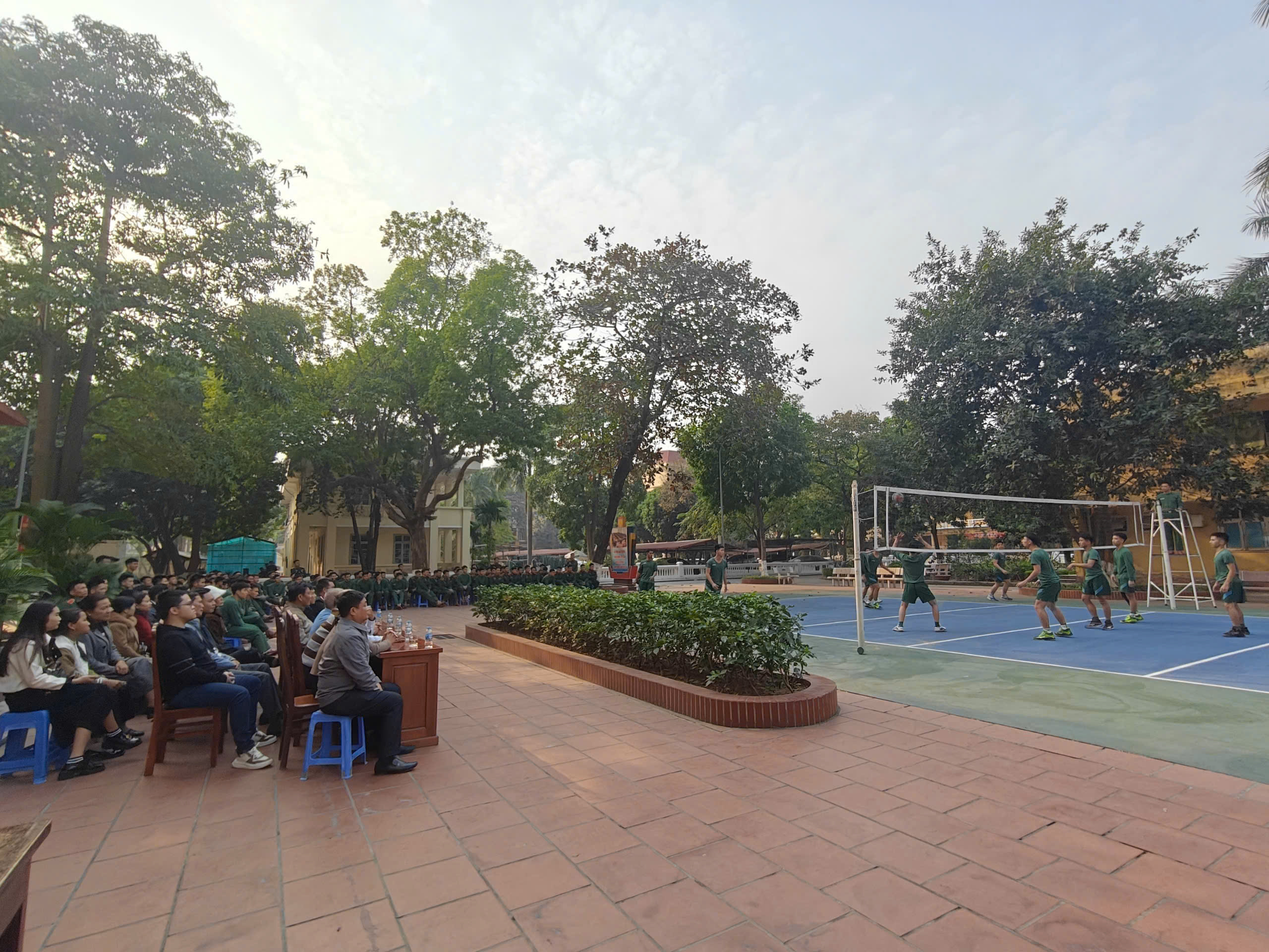 TUỔI TRẺ HỌC VIỆN HẬU CẦN - SÔI NỔI NHIỀU HOẠT ĐỘNG DỊP 22/12