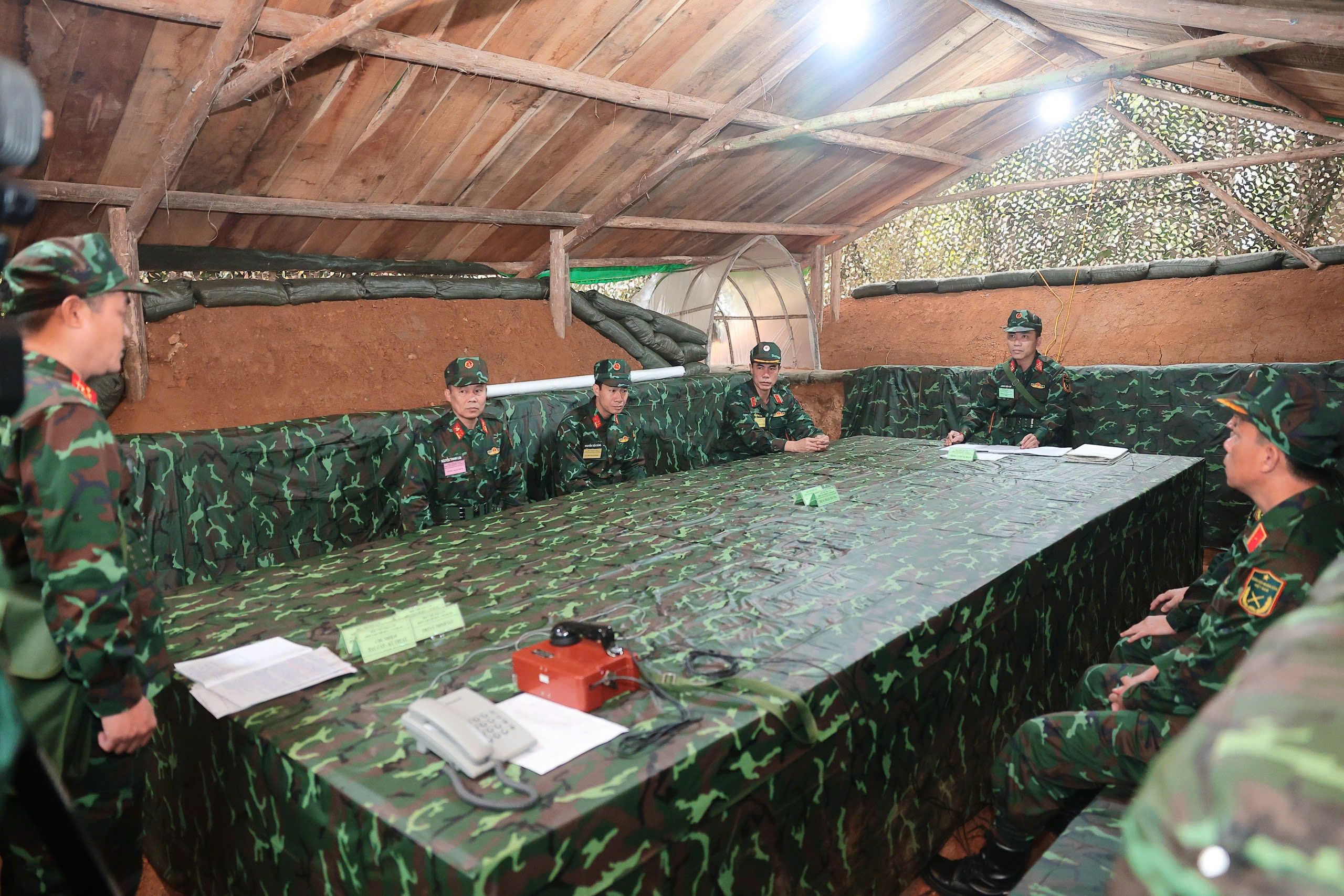 ĐỂ MỖI NỘI DUNG TRONG DIỄN TẬP THỰC SỰ LÀ BÀI HỌC THỰC TIỄN SINH ĐỘNG, MÔ PHẠM CHO HỌC VIÊN NGAY TRONG QUÁ TRÌNH ĐÀO TẠO