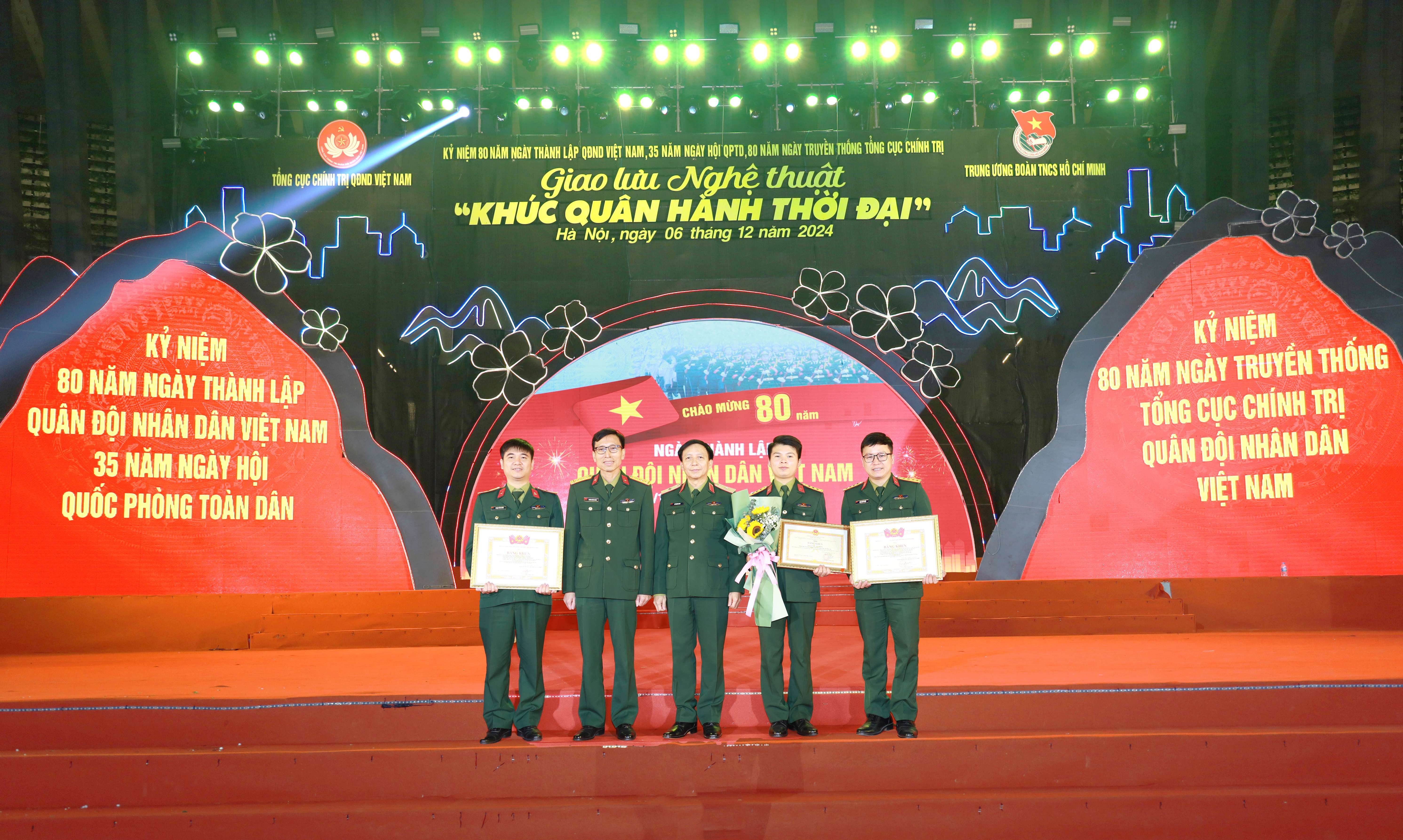 TUỔI TRẺ, ĐOÀN VIÊN THANH NIÊN HỌC VIỆN HẬU CẦN ĐƯỢC TRAO NHIỀU GIẢI THƯỞNG TRONG CHƯƠNG TRÌNH GIAO LƯU NGHỆ THUẬT “KHÚC QUÂN HÀNH THỜI ĐẠI”