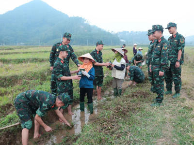 “XANH MÀU ÁO HẬU CẦN TRÊN QUÊ HƯƠNG XỨ ĐOÀI”