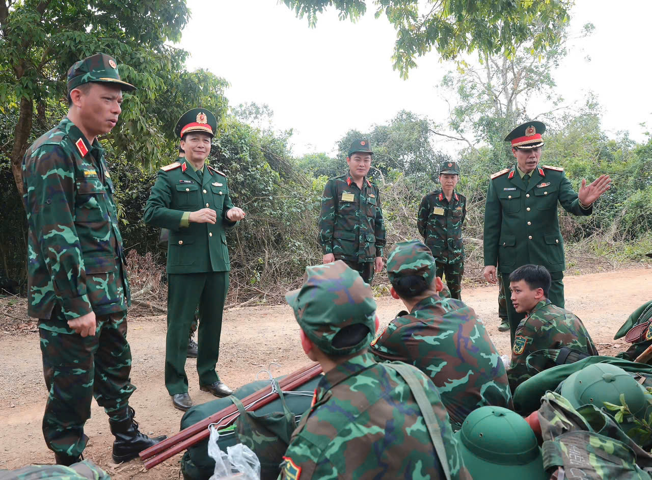 THÊM NGHỊ LỰC TRÊN MỖI BƯỚC HÀNH QUÂN