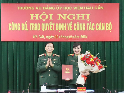 HỘI NGHỊ CÔNG BỐ, TRAO QUYẾT ĐỊNH CÔNG TÁC CÁN BỘ