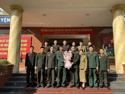 GẶP MẶT NHÂN KỶ NIỆM 49 NĂM NGÀY QUỐC KHÁNH NƯỚC CỘNG HÒA DÂN CHỦ NHÂN DÂN LÀO