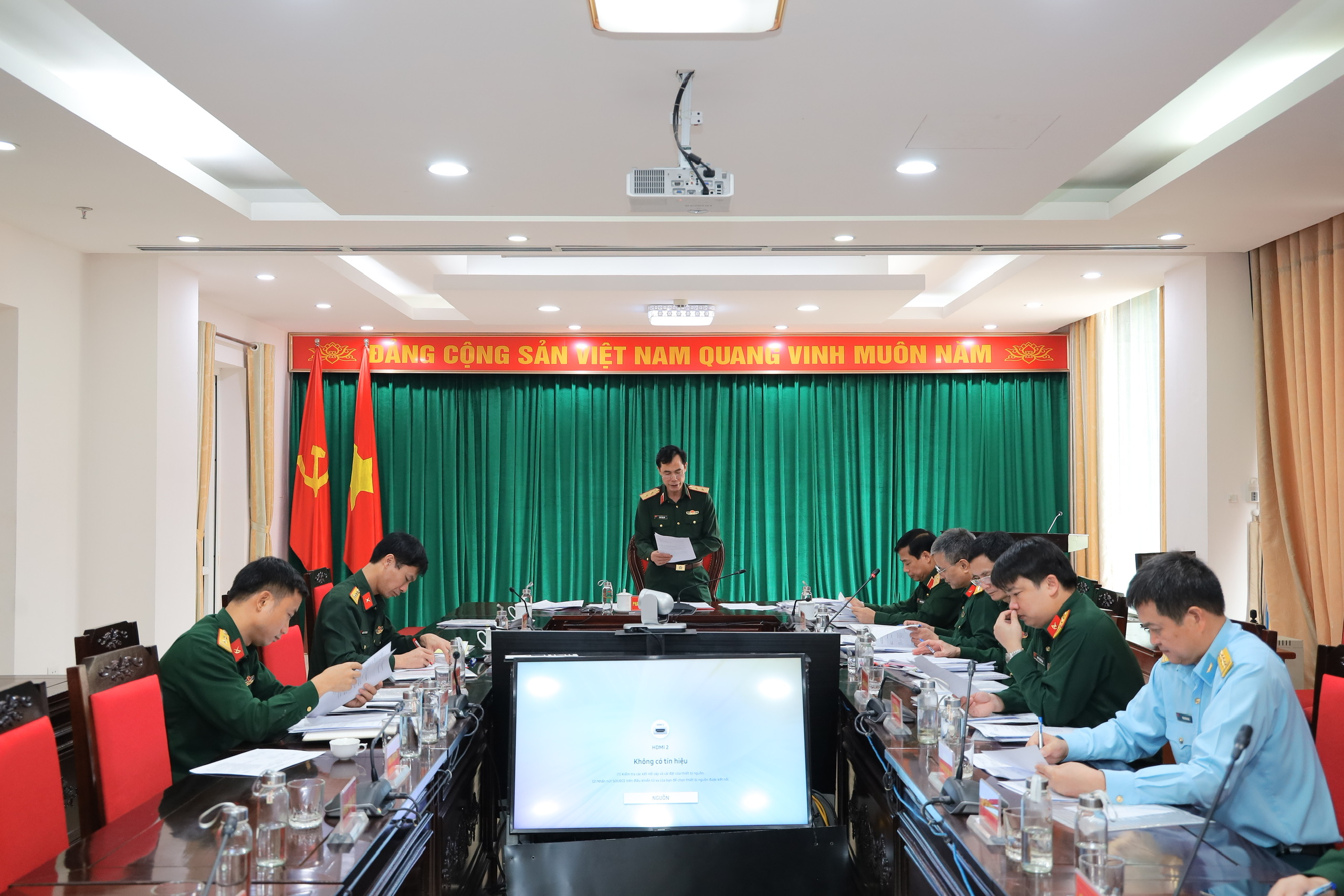 HỘI NGHỊ THÔNG QUA QUY CHẾ ĐÀO TẠO SAU ĐẠI HỌC VÀ TÊN ĐỀ TÀI LUẬN VĂN CAO HỌC