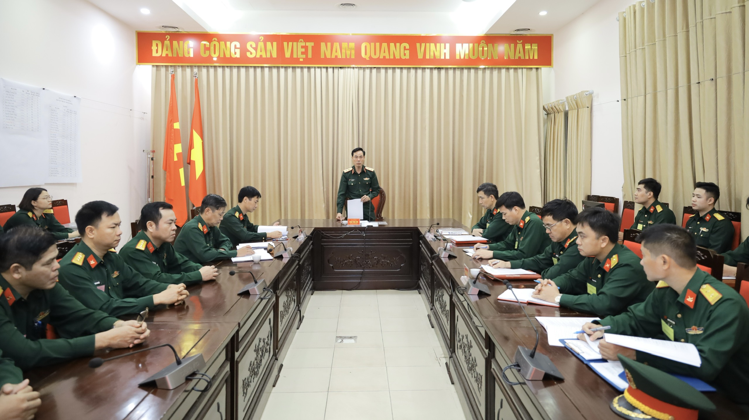 HỌC VIỆN HẬU CẦN TỔ CHỨC THI TỐT NGHIỆP MÔN THỰC HÀNH CHUYÊN NGÀNH TỔNG HỢP CHO HỌC VIÊN KHÓA 01 - ĐÀO TẠO CHỦ NHIỆM HẬU CẦN - KỸ THUẬT TRUNG (LỮ) ĐOÀN NĂM HỌC 2024-2025