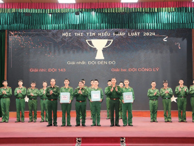 RA MẮT MÔ HÌNH CÂU LẠC BỘ VÀ TỔ CHỨC HỘI THI TUYÊN TRUYỀN PHỔ BIẾN GIÁO DỤC PHÁP LUẬT NĂM 2024