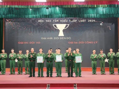 RA MẮT MÔ HÌNH CÂU LẠC BỘ VÀ TỔ CHỨC HỘI THI TUYÊN TRUYỀN PHỔ BIẾN GIÁO DỤC PHÁP LUẬT NĂM 2024