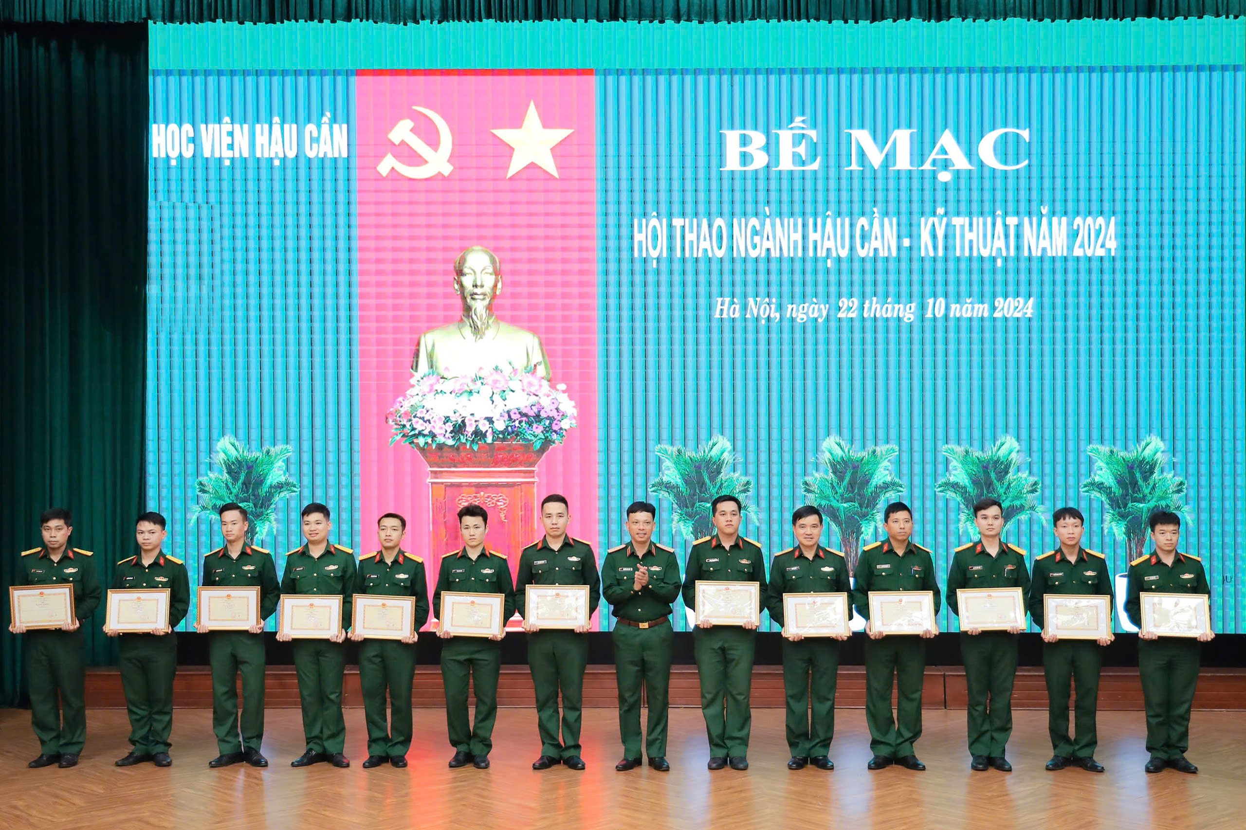 HỌC VIỆN HẬU CẦN BẾ MẠC HỘI THAO NGÀNH HẬU CẦN - KỸ THUẬT NĂM 2024