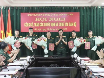 HỘI NGHỊ CÔNG BỐ, TRAO QUYẾT ĐỊNH CÔNG TÁC CÁN BỘ