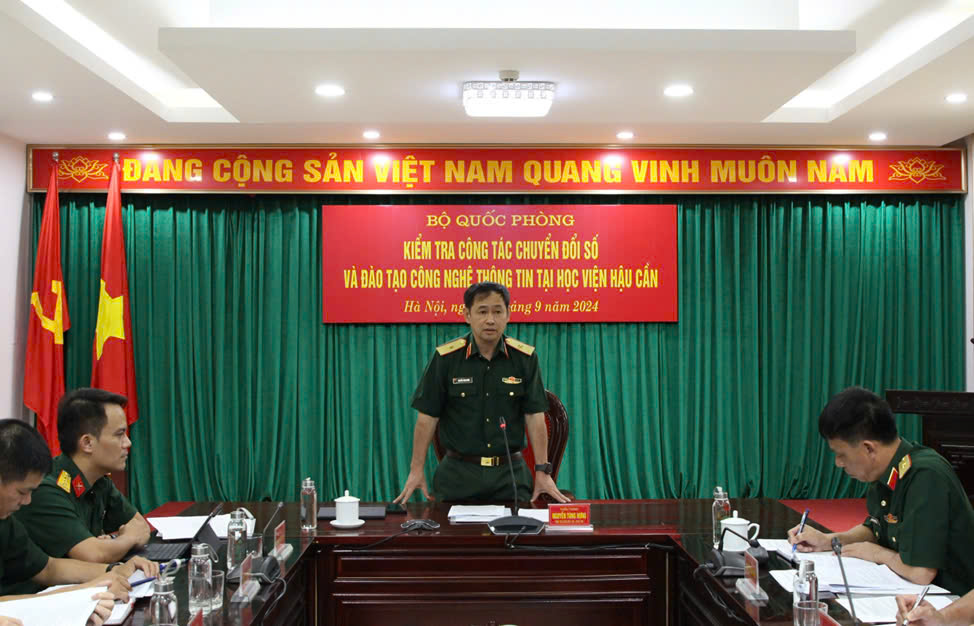 KIỂM TRA CHUYÊN SÂU CÔNG TÁC CHUYỂN ĐỔI SỐ VÀ ĐÀO TẠO CÔNG NGHỆ THÔNG TIN TẠI HỌC VIỆN HẬU CẦN