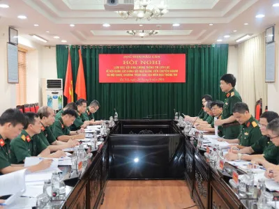 QUAN TÂM XÂY DỰNG ĐỘI NGŨ GIẢNG VIÊN CHUYÊN NGÀNH VÀ NỘI DUNG, CHƯƠNG TRÌNH ĐÀO TẠO MÔN THÔNG TIN