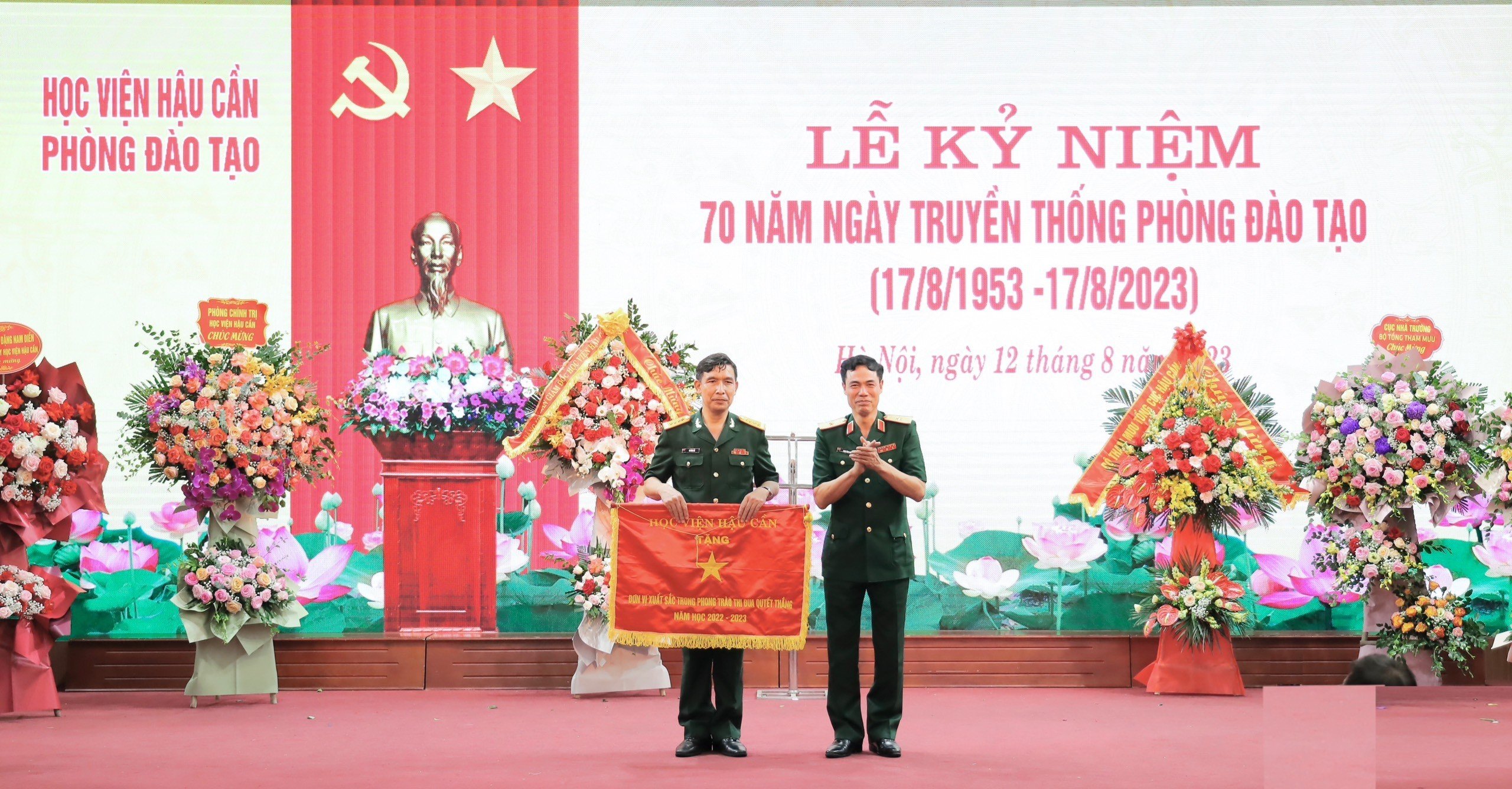 KINH NGHIỆM TRONG TỔ CHỨC THỰC HIỆN PHONG TRÀO THI ĐUA QUYẾT THẮNG, TẠO ĐỘNG LỰC ĐỘT PHÁ NÂNG CAO CHẤT LƯỢNG CÔNG TÁC THAM MƯU, QUẢN LÝ, ĐIỀU HÀNH, BẢO ĐẢM GIÁO DỤC, ĐÀO TẠO ĐÁP ỨNG YÊU CẦU NHIỆM VỤ TRONG TÌNH HÌNH MỚI