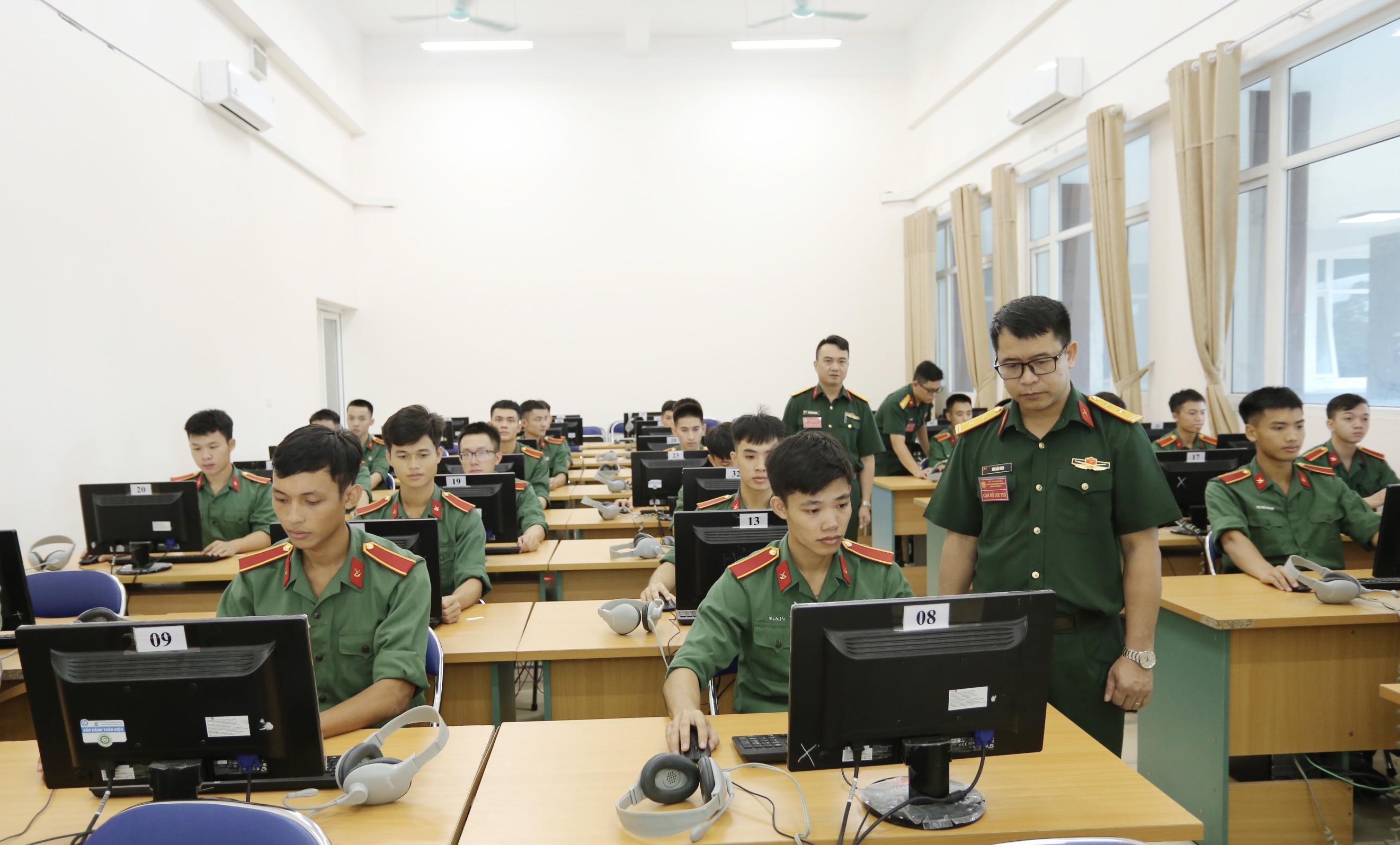 KHÍ THẾ QUYẾT TÂM CAO NGAY TỪ NỘI DUNG THI ĐẦU TIÊN CỦA HỘI THI OLYMPIC