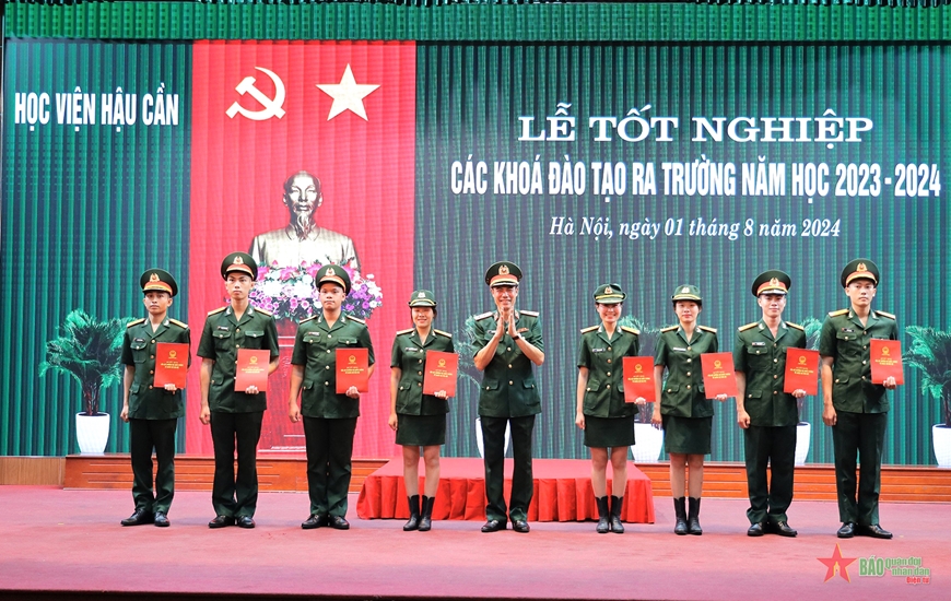 HỌC VIỆN HẬU CẦN TỔ CHỨC LỄ TỐT NGHIỆP CÁC KHÓA ĐÀO TẠO NĂM HỌC 2023 - 2024