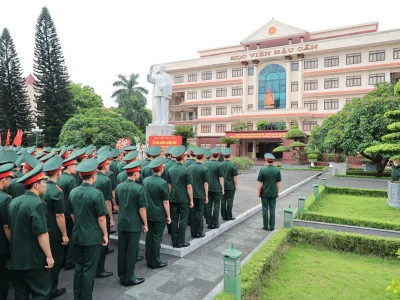 HỌC VIÊN TỐT NGHIỆP NĂM 2024 BÁO CÔNG DÂNG BÁC