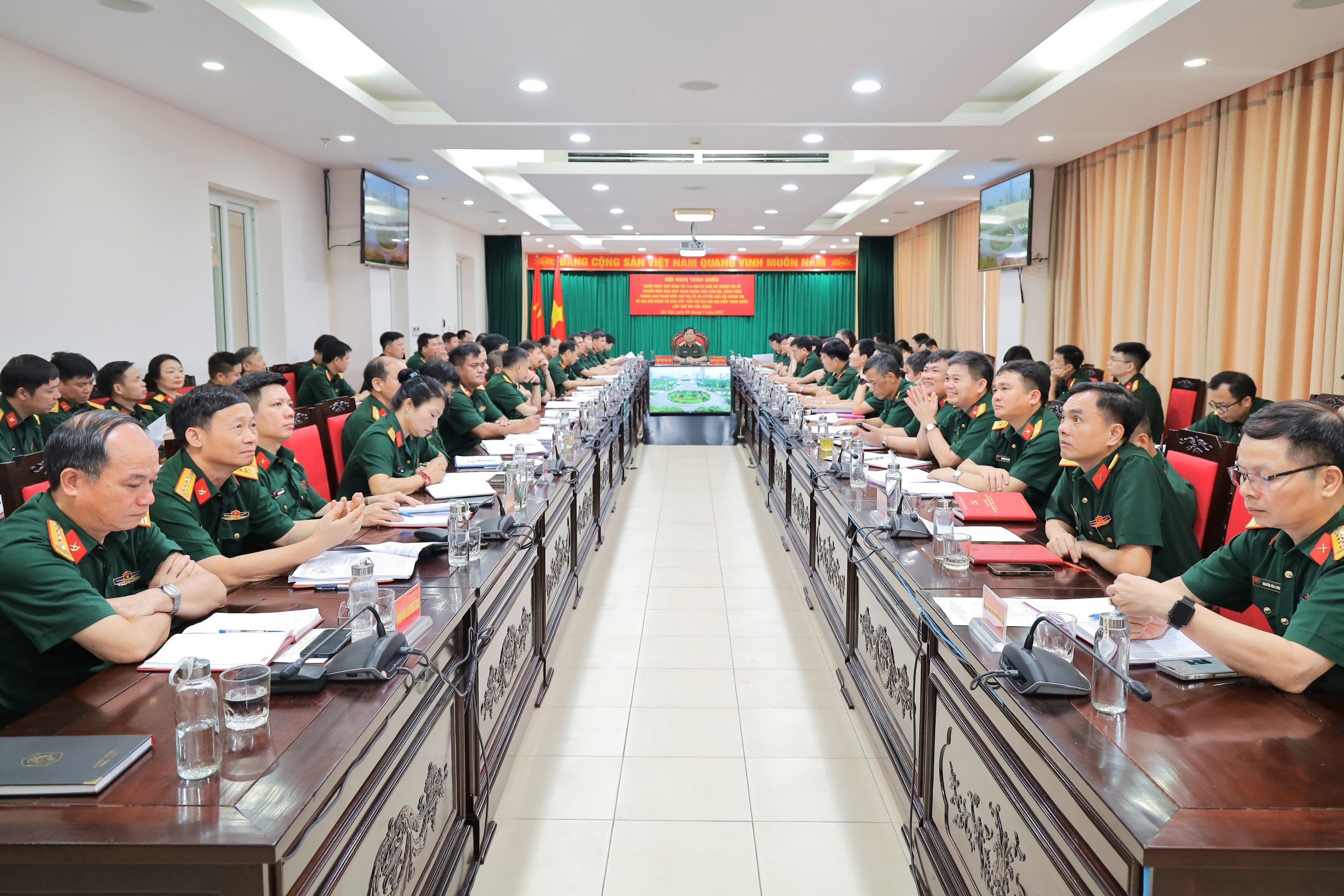 HỘI NGHỊ TOÀN QUỐC QUÁN TRIỆT QUY ĐỊNH SỐ 144-QĐ/TW VÀ CHỈ THỊ SỐ 35-CT/TW CỦA BỘ CHÍNH TRỊ