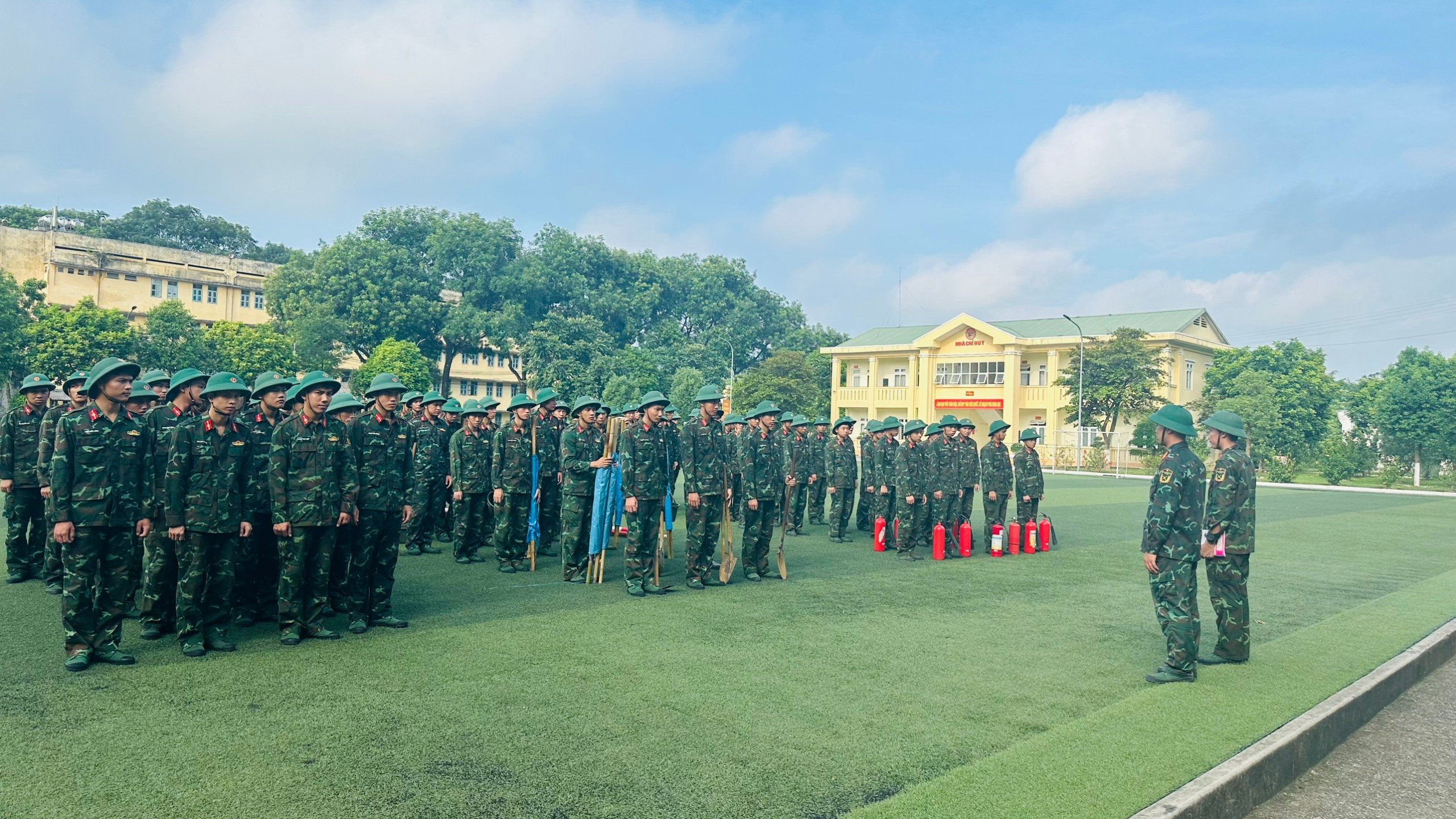 HỌC VIỆN HẬU CẦN - CÁC ĐƠN VỊ TÍCH CỰC LUYỆN TẬP PHƯƠNG ÁN PHÒNG CHỐNG CHÁY NỔ