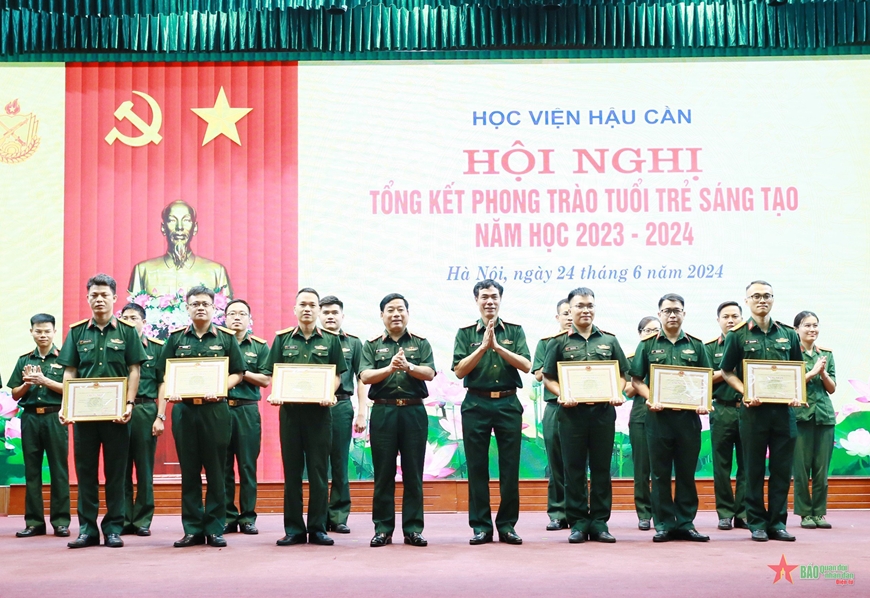 SÁNG TẠO ĐỂ GIẢI QUYẾT NHỮNG KHÓ KHĂN CỦA THỰC TIỄN