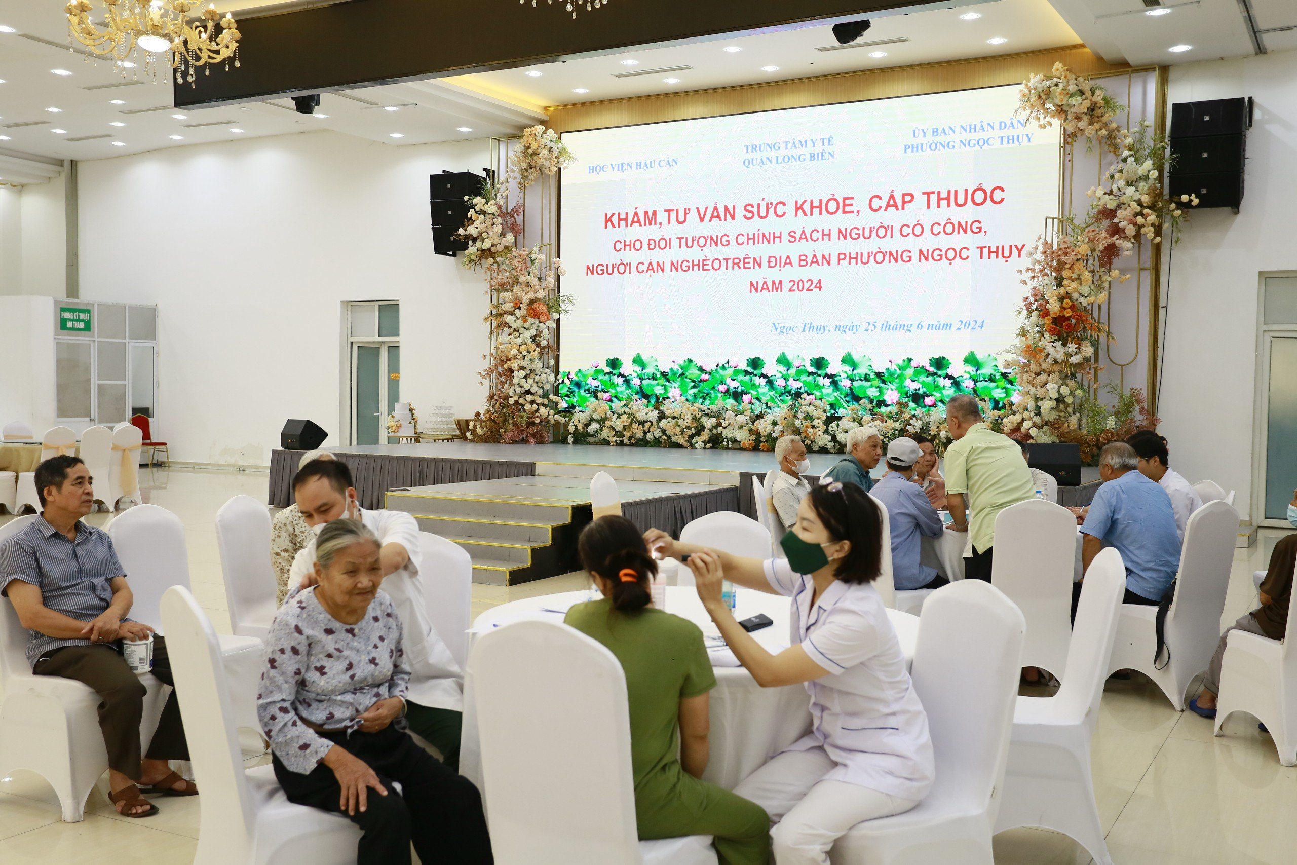 ĐIỂM SÁNG TRONG THỰC HIỆN CHỨC NĂNG ĐỘI QUÂN CÔNG TÁC