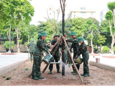 TRI ÂN MÁI TRƯỜNG