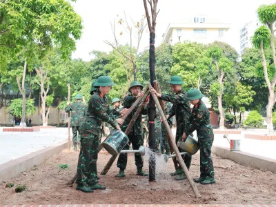 TRI ÂN MÁI TRƯỜNG