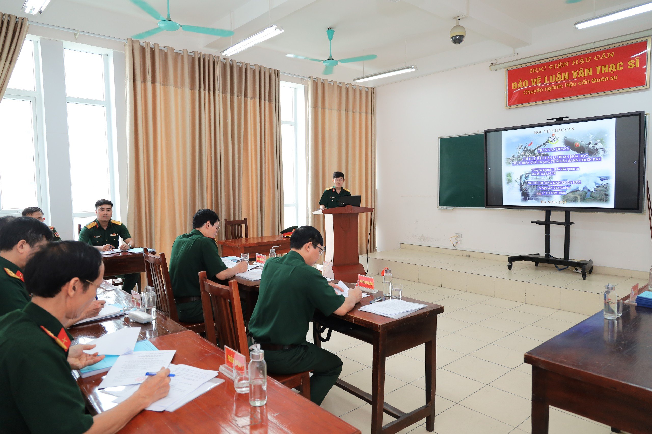 BẢO VỆ LUẬN VĂN THẠC SĨ CỦA HỌC VIÊN CAO HỌC QUÂN SỰ NĂM 2024