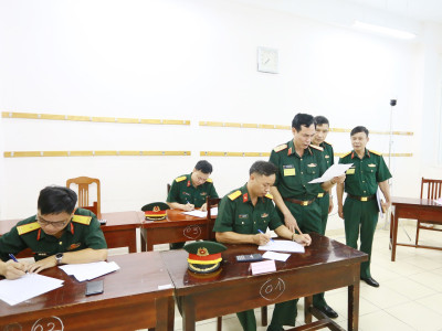 GIÁM ĐỐC HỌC VIỆN ĐỘNG VIÊN, KIỂM TRA THI TỐT NGHIỆP