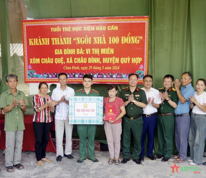 HỌC VIỆN HẬU CẦN KHÁNH THÀNH, BÀN GIAO “NGÔI NHÀ 100 ĐỒNG” TẶNG CÁC GIA ĐÌNH HỌC VIÊN CÓ HOÀN CẢNH KHÓ KHĂN