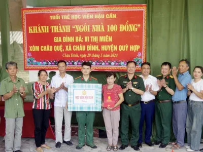 HỌC VIỆN HẬU CẦN KHÁNH THÀNH, BÀN GIAO “NGÔI NHÀ 100 ĐỒNG” TẶNG CÁC GIA ĐÌNH HỌC VIÊN CÓ HOÀN CẢNH KHÓ KHĂN
