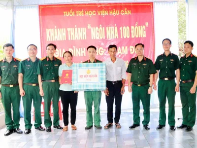 HỌC VIỆN HẬU CẦN - KHÁNH THÀNH, BÀN GIAO “NGÔI NHÀ 100 ĐỒNG” TẶNG GIA ĐÌNH HỌC VIÊN CÓ HOÀN CẢNH KHÓ KHĂN