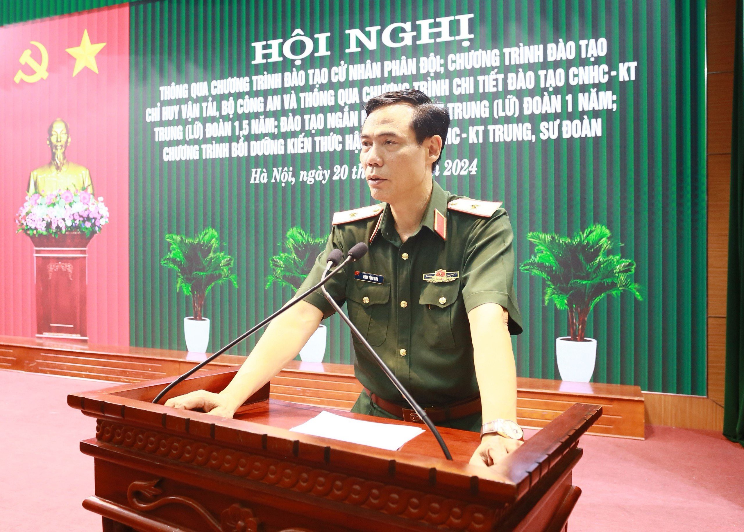 ĐIỀU CHỈNH, THÔNG QUA CÁC CHƯƠNG TRÌNH ĐÀO TẠO NĂM 2024