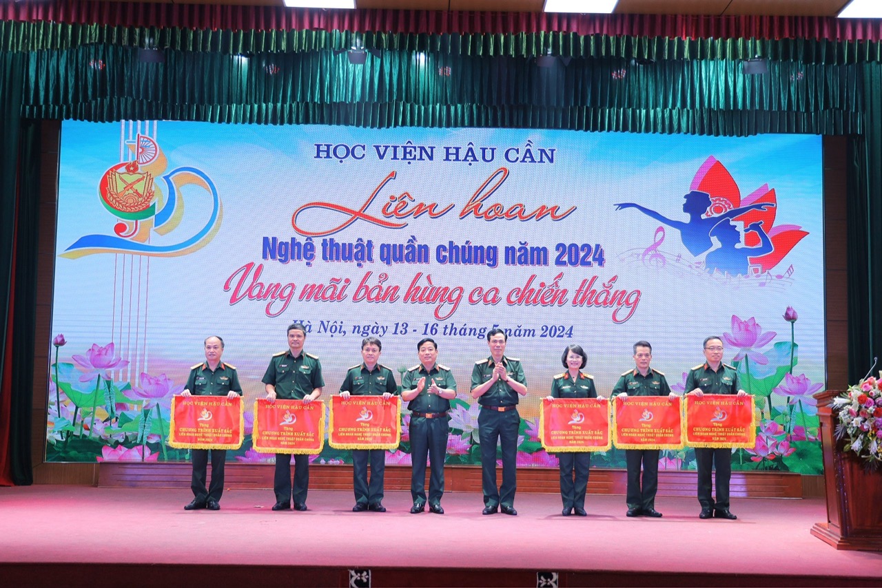 HỌC VIỆN HẬU CẦN – BẾ MẠC LIÊN HOAN NGHỆ THUẬT QUẦN CHÚNG “VANG MÃI BẢN HÙNG CA CHIẾN THẮNG”