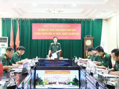 HỌC VIỆN HẬU CẦN HỌP HỘI ĐỒNG XÉT, DUYỆT NÂNG NGẠCH CHỨC DANH SĨ QUAN CHUYÊN MÔN - KỸ THUẬT - NGHIỆP VỤ NĂM 2024