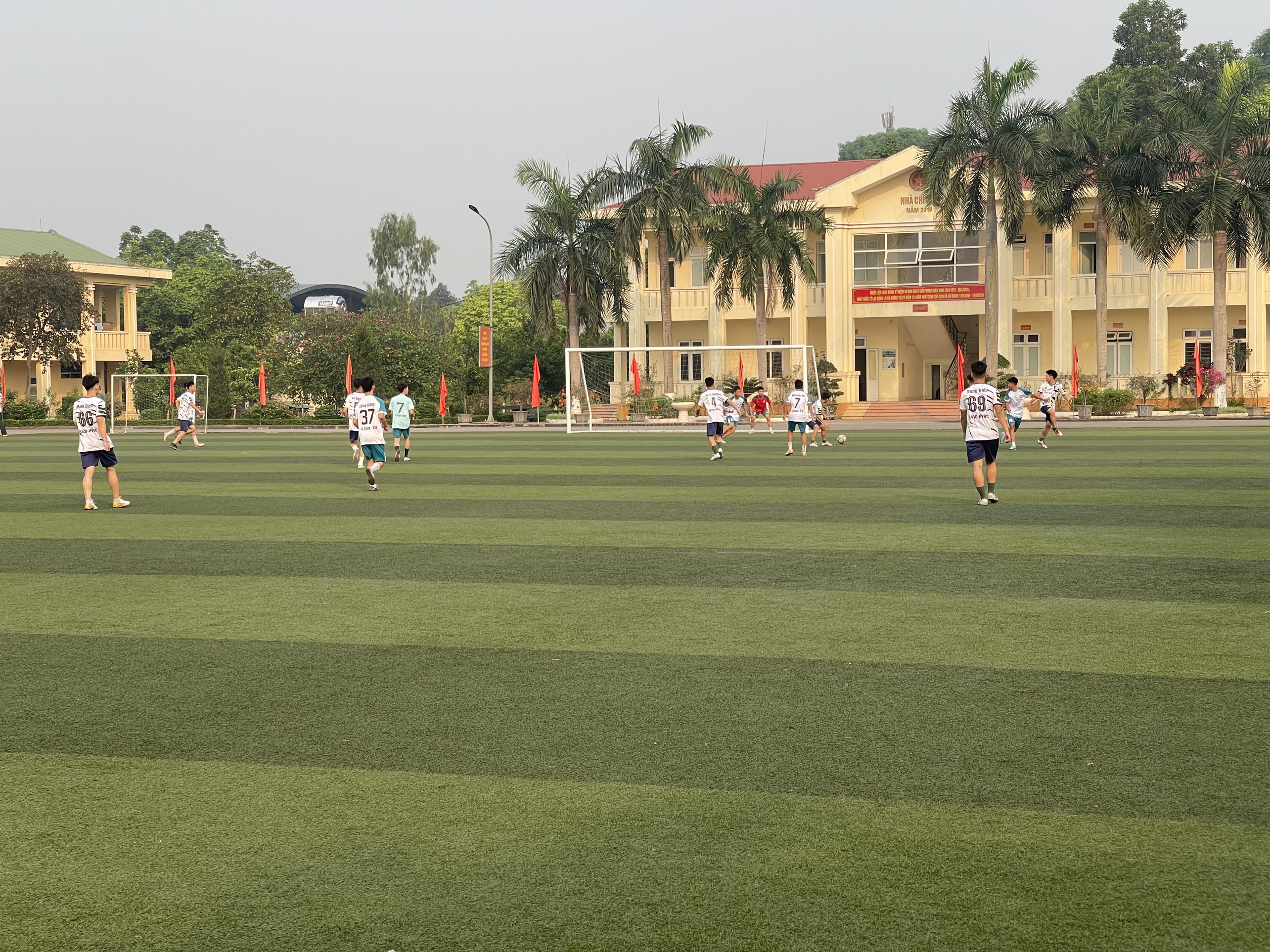 GIAO LƯU THỂ THAO, GẮN TÌNH ĐOÀN KẾT