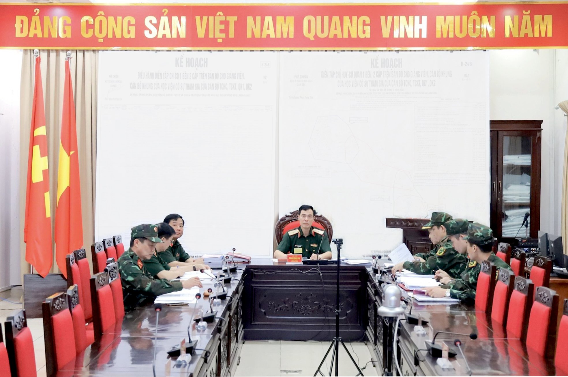 THỦ TRƯỞNG HỌC VIỆN KIỂM TRA, ĐỘNG VIÊN CÁC BỘ PHẬN THAM GIA DIỄN TẬP