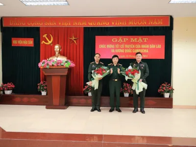 HỌC VIỆN HẬU CẦN GẶP MẶT CHÚC MỪNG TẾT CỔ TRUYỀN CỦA NHÂN DÂN LÀO VÀ VƯƠNG QUỐC CAMPUCHIA