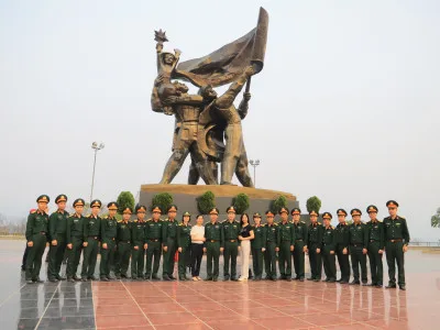 ĐOÀN CÔNG TÁC HỌC VIỆN HẬU CẦN THĂM, HỌC TẬP TRUYỀN THỐNG VÀ TRI ÂN CÁC ANH HÙNG LIỆT SĨ TẠI ĐIỆN BIÊN