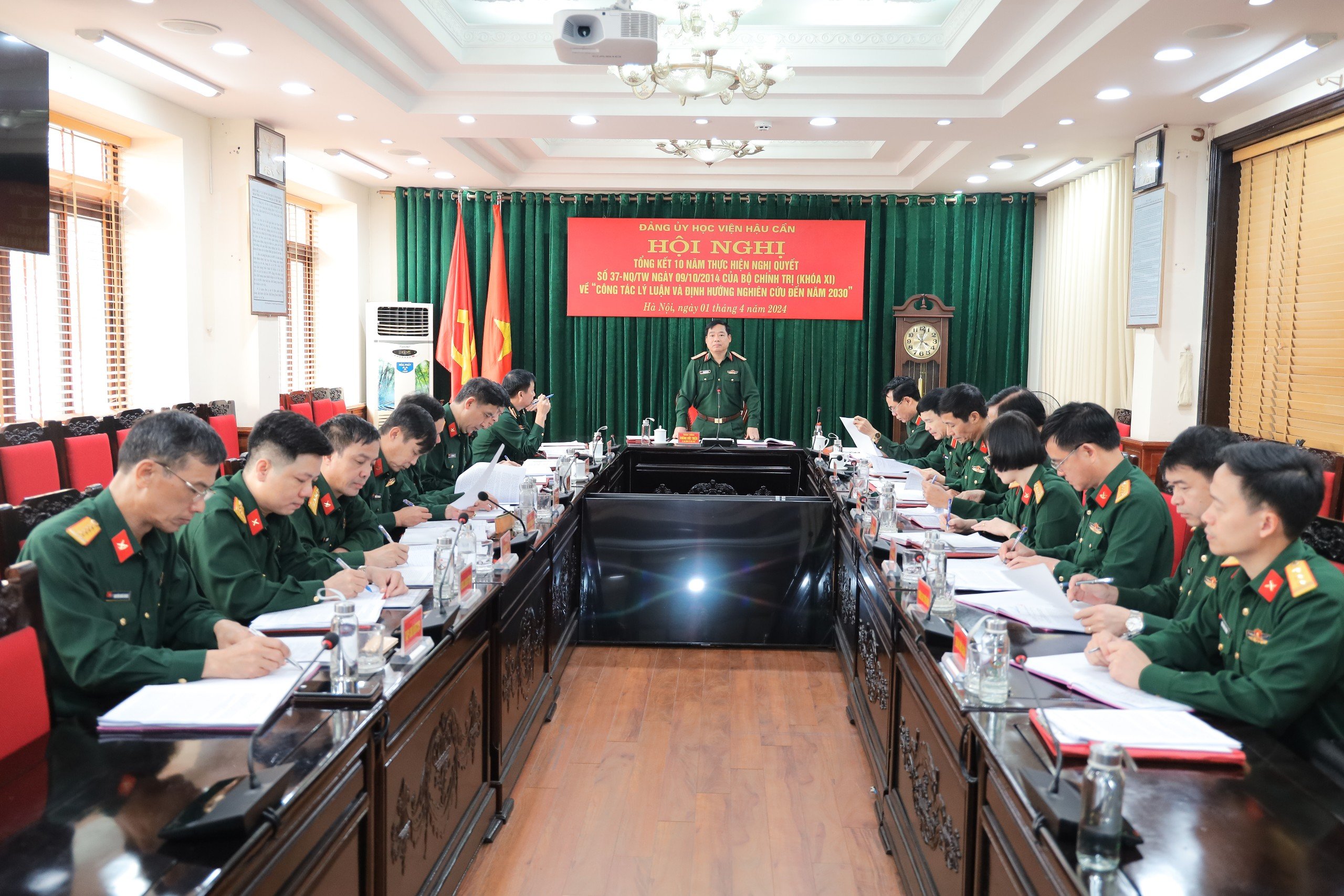 ĐẢNG UỶ HỌC VIỆN HẬU CẦN TỔ CHỨC HỘI NGHỊ RA KẾT LUẬN LÃNH ĐẠO THỰC HIỆN NHIỆM VỤ QUÝ II NĂM 2024 VÀ SƠ, TỔNG KẾT MỘT SỐ NGHỊ QUYẾT, KẾT LUẬN