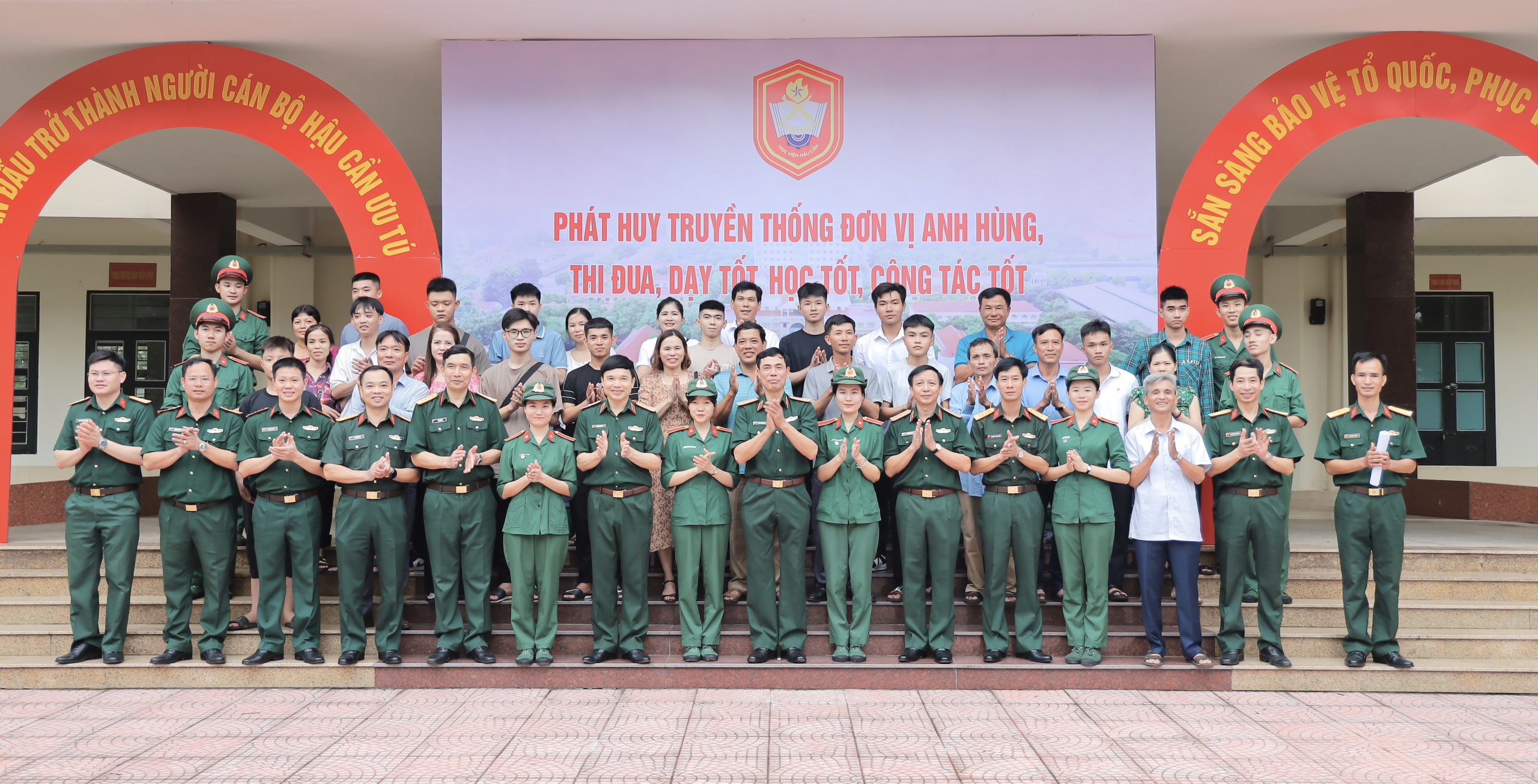 SỔ TAY TUYỂN SINH QUÂN SỰ CỦA HỌC VIỆN HẬU CẦN NĂM 2024