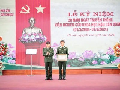 VIỆN NGHIÊN CỨU KHOA HỌC HẬU CẦN QUÂN SỰ TRỌNG THỂ TỔ CHỨC LỄ KỶ NIỆM 20 NĂM NGÀY TRUYỀN THỐNG