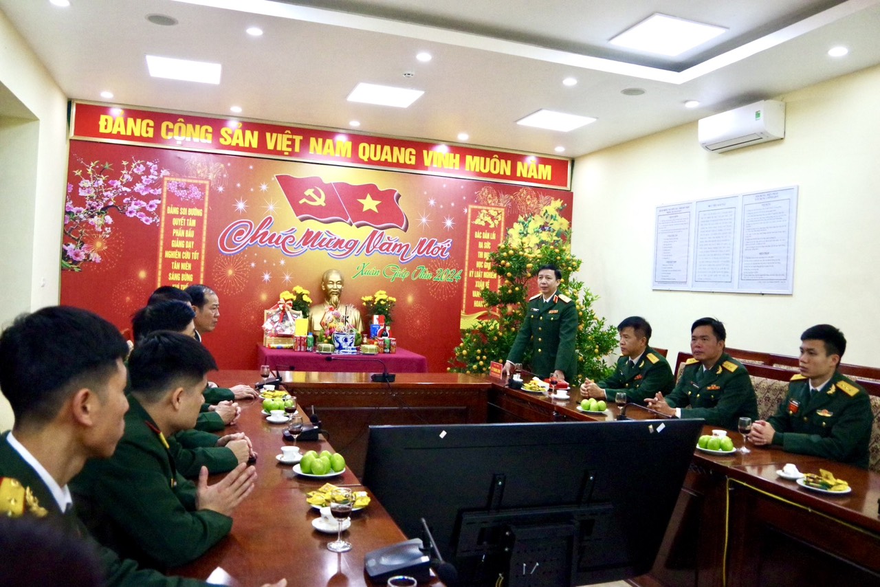 NĂM MỚI, KHÍ THẾ MỚI, THẮNG LỢI MỚI