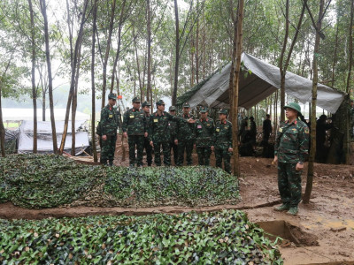 THỦ TRƯỞNG HỌC VIỆN TIẾP TỤC KIỂM TRA, ĐỘNG VIÊN BỘ ĐỘI THAM GIA DIỄN TẬP