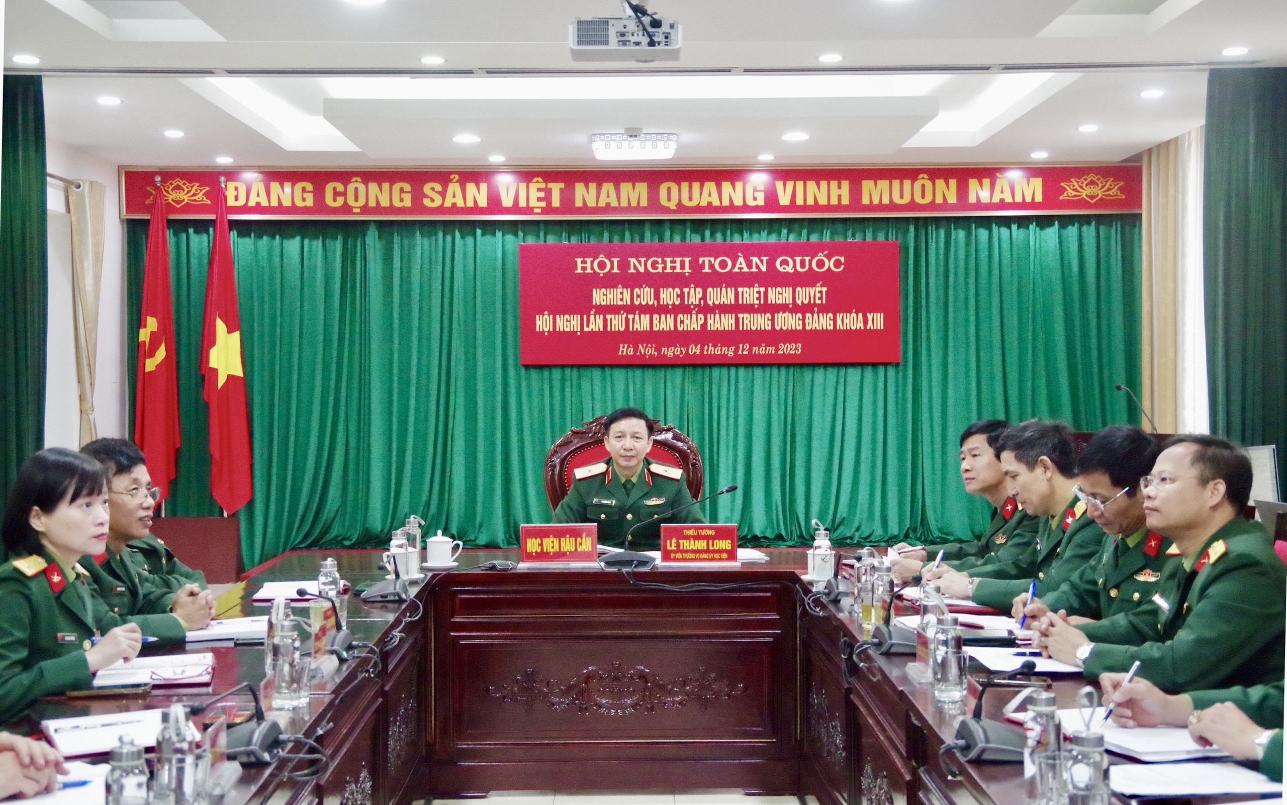 HỘI NGHỊ TOÀN QUỐC NGHIÊN CỨU, HỌC TẬP, QUÁN TRIỆT NGHỊ QUYẾT HỘI NGHỊ LẦN THỨ TÁM BAN CHẤP HÀNH TRUNG ƯƠNG ĐẢNG KHÓA XIII