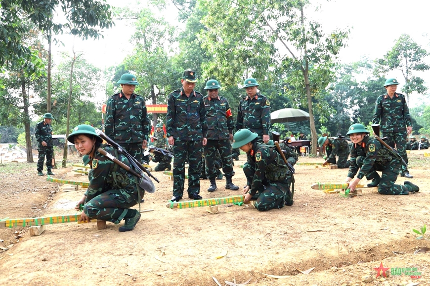 THÊM CAN TRƯỜNG, BẢN LĨNH QUA "3 TIẾNG NỔ"